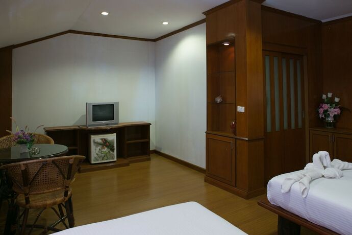 Imagen general del Hotel Haadrin Resort. Foto 6