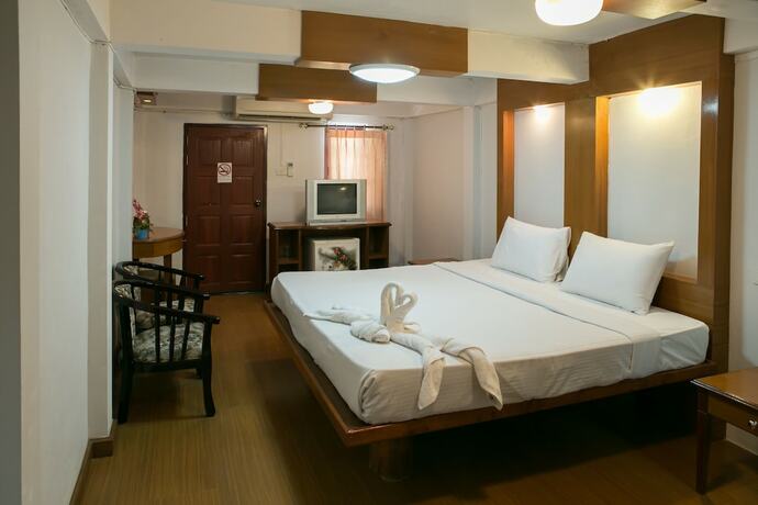 Imagen general del Hotel Haadrin Resort. Foto 9