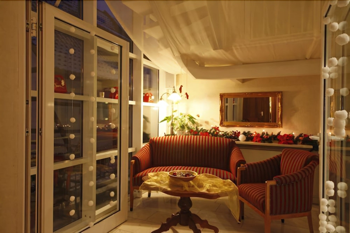 Imagen de los interiores del Hotel Haase. Foto 19