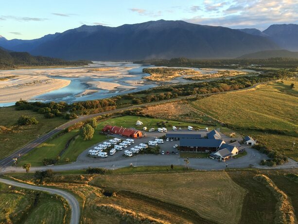 Imagen general del Hotel Haast River Motels and Holiday Park. Foto 4