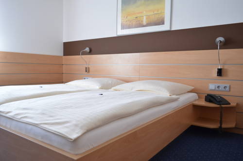 Imagen de la habitación del Hotel Habana, Aalen. Foto 2
