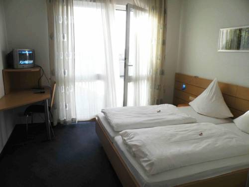 Imagen de la habitación del Hotel Habana, Aalen. Foto 6