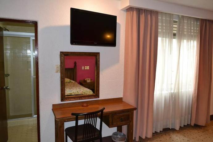 Imagen de la habitación del Hotel Habana, Ciudad de M&eacute;xico. Foto 4
