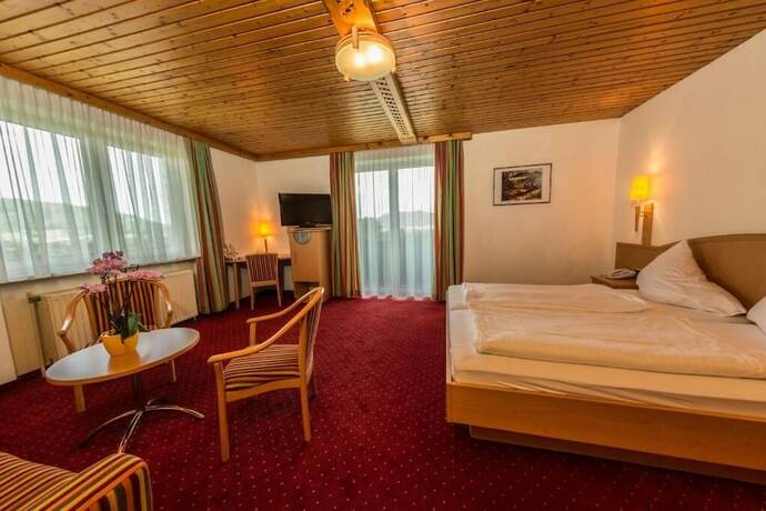 Imagen general del Hotel Haberl am Attersee. Foto 2