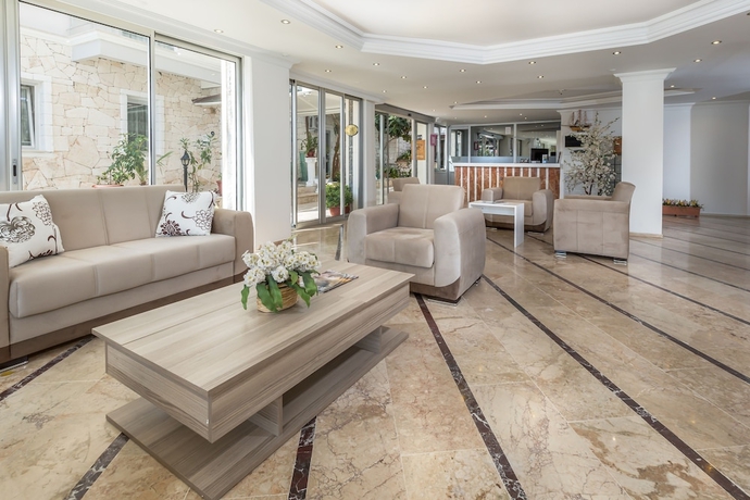 Imagen de los interiores del Hotel Habesos. Foto 17