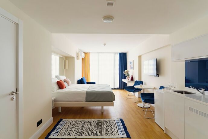Imagen de la habitación del Hotel Habiby Orbi City Batumi. Foto 19