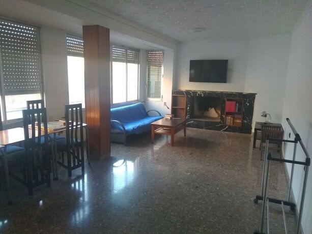 Imagen general del Hotel Habitaciones Petrer. Foto 4