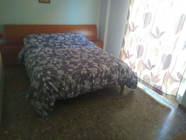 Imagen general del Hotel Habitaciones Petrer. Foto 9