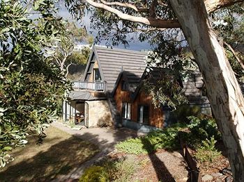 Imagen del bar/restaurante del Hotel Habitat Chalet. Foto 3