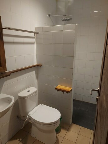 Imagen general del Hotel Habitat Hills by Makati. Foto 6