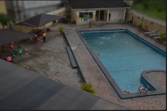 Imagen de la piscina del Hotel Habitat and Resort. Foto 13