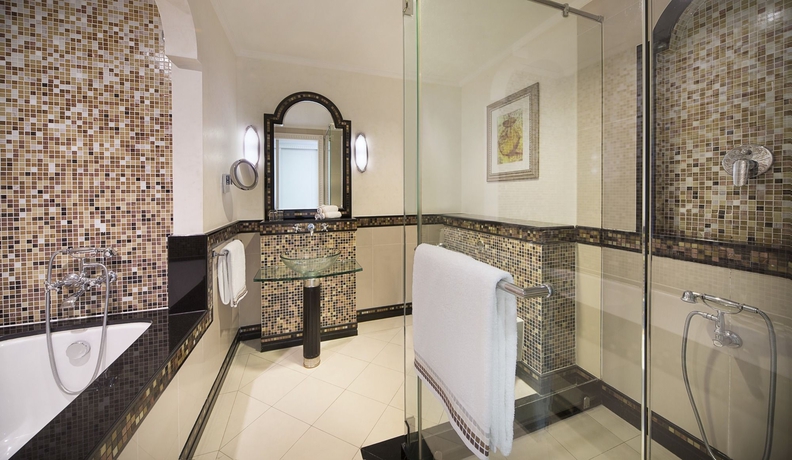 Imagen de la habitación del Hotel Habtoor Grand Resort, Autograph Collection. Foto 8