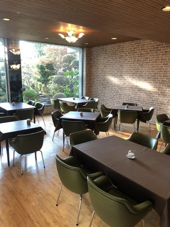 Imagen del bar/restaurante del Hotel Hachinohe Plaza. Foto 2