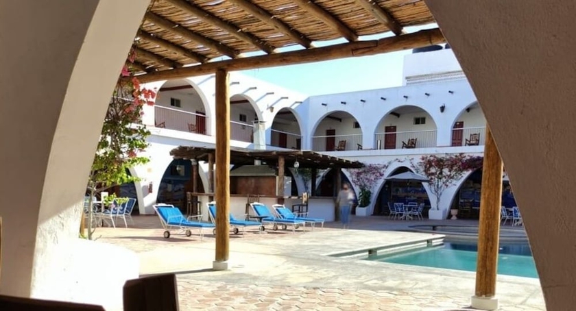 Imagen de la piscina del Hotel Hacienda Bugambilias. Foto 18