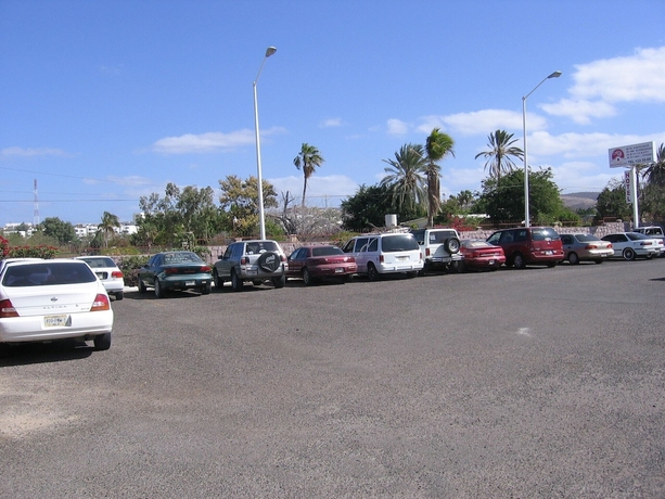 Imagen de la piscina del Hotel Hacienda Bugambilias. Foto 19