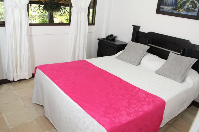 Imagen de la habitación del Hotel Hacienda Casa Blanca. Foto 12