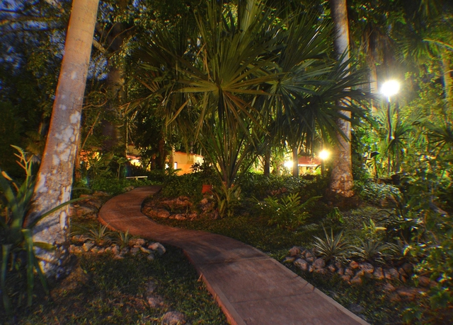 Imagen de los exteriores del Hotel Hacienda Chichen Resort and Yaxkin Spa. Foto 7