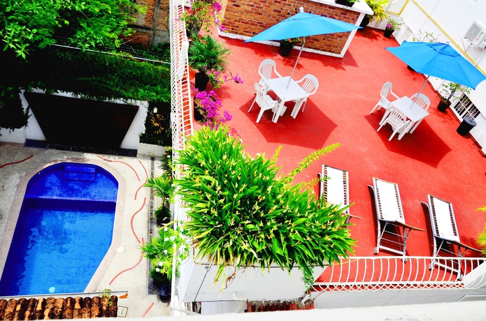 Imagen de la piscina del Hotel Hacienda De Vallarta Centro. Foto 8