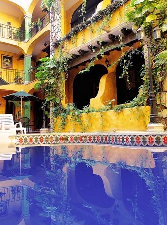 Imagen de la piscina del Hotel Hacienda Del Caribe. Foto 6