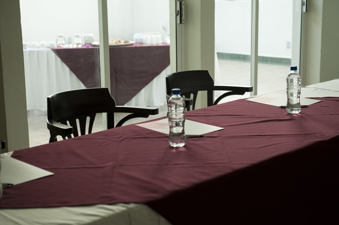 Imagen de los interiores del Hotel Hacienda Del Rio. Foto 17