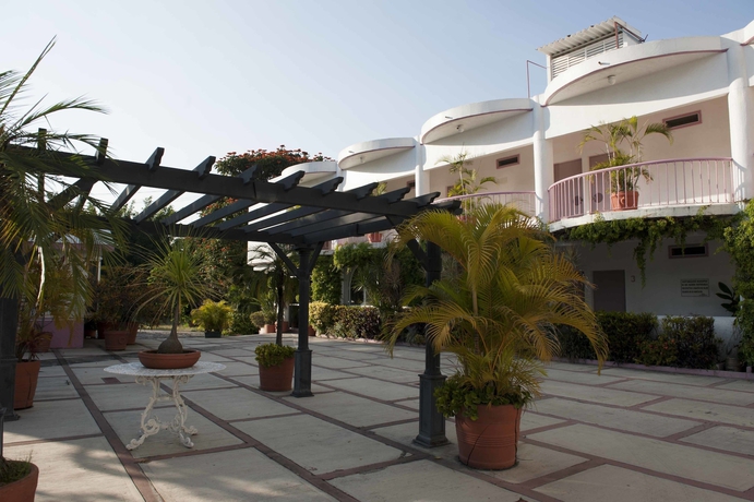 Imagen de los exteriores del Hotel Hacienda Del Rio. Foto 11