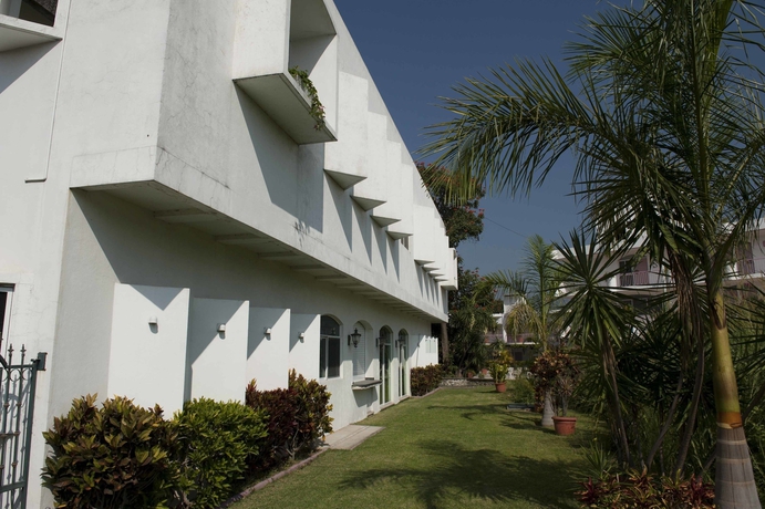 Imagen de los exteriores del Hotel Hacienda Del Rio. Foto 12