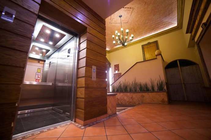 Imagen de los interiores del Hotel Hacienda Del Sol. Foto 14
