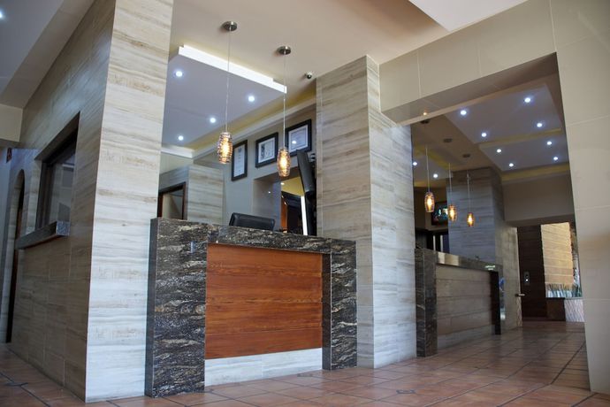 Imagen de los interiores del Hotel Hacienda Del Sol. Foto 16