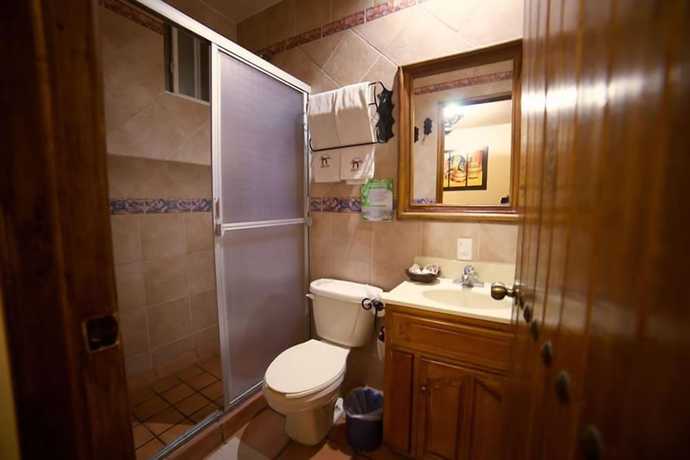Imagen de la habitación del Hotel Hacienda Del Sol. Foto 10