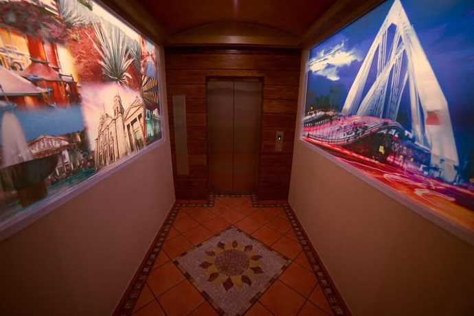 Imagen de los interiores del Hotel Hacienda Del Sol. Foto 19