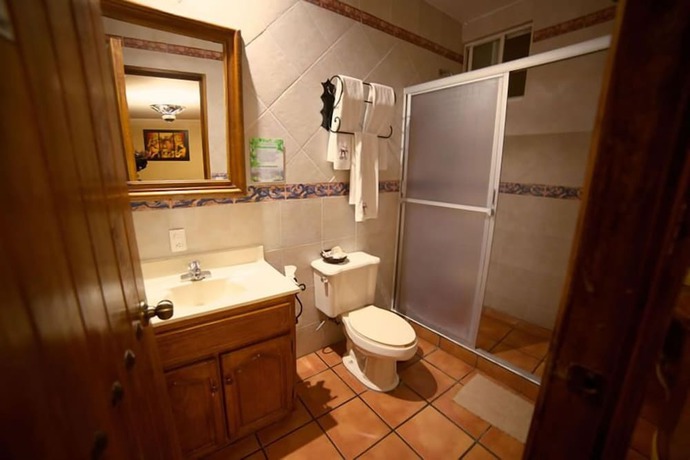 Imagen de la habitación del Hotel Hacienda Del Sol. Foto 13