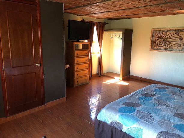 Imagen de la habitación del Hotel Hacienda El Ceboruco. Foto 12