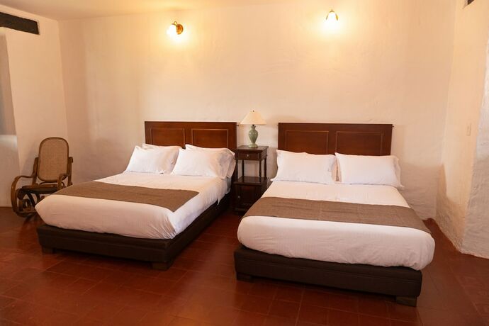 Imagen de la habitación del Hotel Hacienda El Novillero. Foto 15