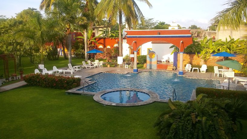 Imagen de la piscina del Hotel Hacienda Flamingos. Foto 19