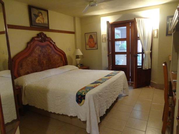 Imagen de la habitación del Hotel Hacienda Flamingos. Foto 15
