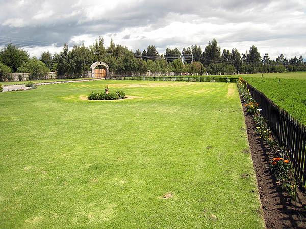 Imagen de los exteriores del Hotel Hacienda Hato Verde. Foto 6