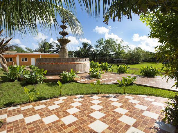Imagen de los exteriores del Hotel Hacienda Ixtlan. Foto 11