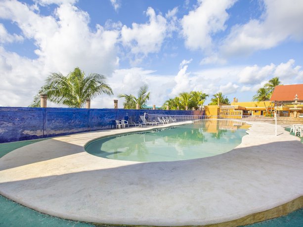 Imagen de la piscina del Hotel Hacienda Ixtlan. Foto 20
