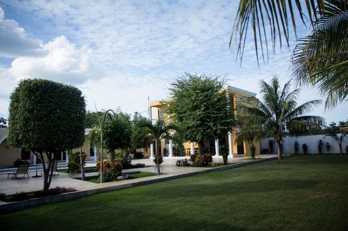 Imagen de los exteriores del Hotel Hacienda Izamal. Foto 16