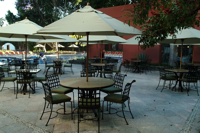 Imagen de los exteriores del Hotel Hacienda Jurica By Brisas. Foto 8