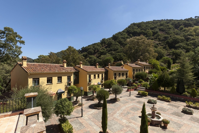 Imagen de los exteriores del Hotel Hacienda La Herriza. Foto 11