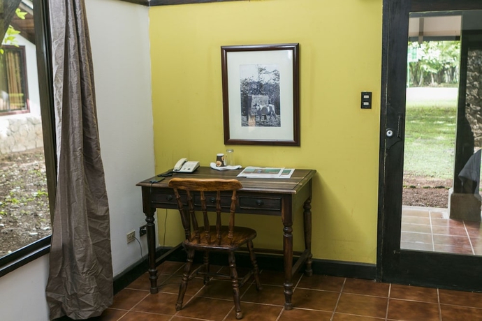 Imagen de la habitación del Hotel Hacienda La Pacifica. Foto 12