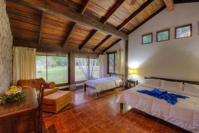 Imagen de la habitación del Hotel Hacienda La Pacifica. Foto 18