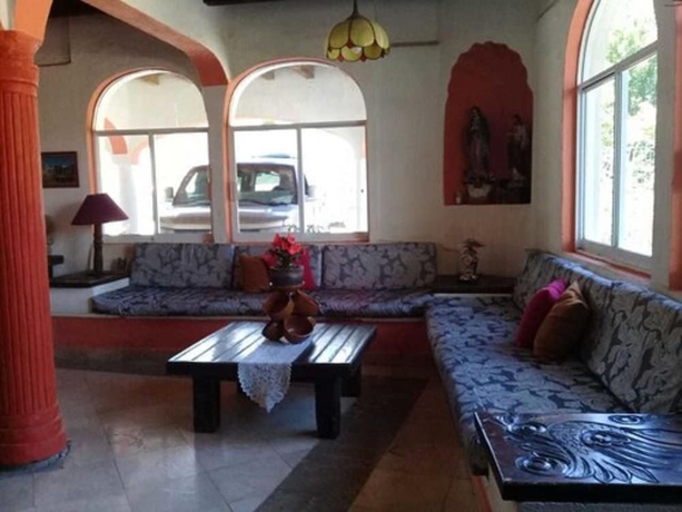 Imagen de los interiores del Hotel Hacienda La Puerta De Enmedio. Foto 19