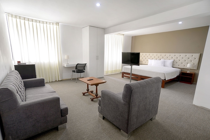 Imagen de la habitación del Hotel Hacienda Lima Norte. Foto 2