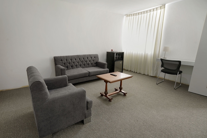 Imagen de la habitación del Hotel Hacienda Lima Norte. Foto 10