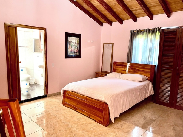 Imagen de la habitación del Hotel Hacienda Los Caballeros. Foto 6