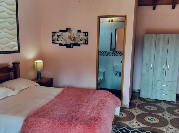 Imagen de la habitación del Hotel Hacienda Los Caballeros. Foto 14