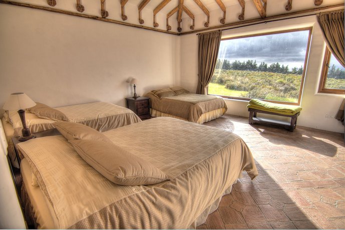 Imagen de la habitación del Hotel Hacienda Los Morti&ntilde;os. Foto 3