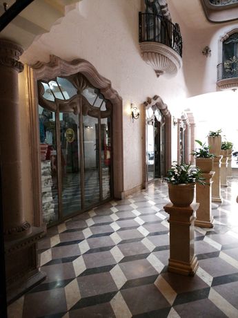 Imagen de los interiores del Hotel Hacienda Los Narcisos. Foto 20